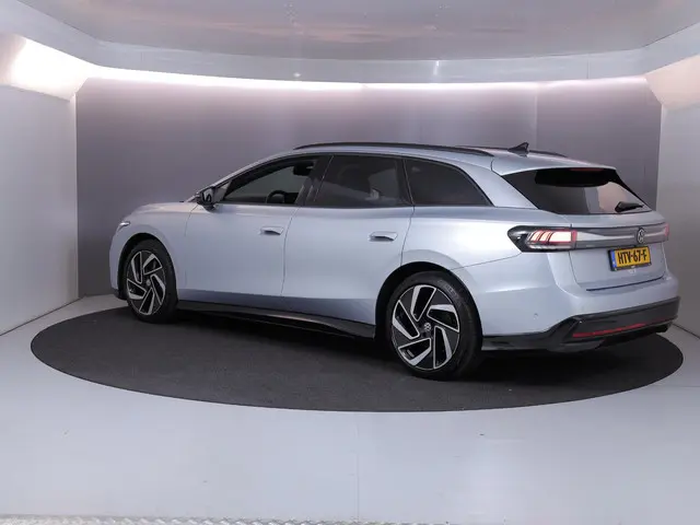 Volkswagen ID.7 Tourer Pro Business 77 kWh accu. 210 kW / 286 pk Variant beschikbaar v.a. 1-4-26