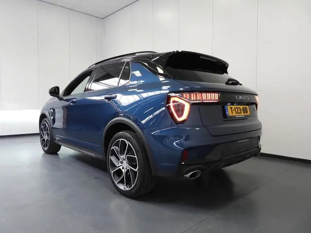 Lynk & Co 01 1.5 PHEV BlackLine ZWARTE HEMEL/360CAM/SCHUIFDAK/LED/20"LMV!