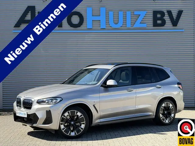 BMW iX3 High Executive 80 kWh SOH 100% M Sport Panoramadak Trekhaak Leder Harman-Kardon 20 inch 360...