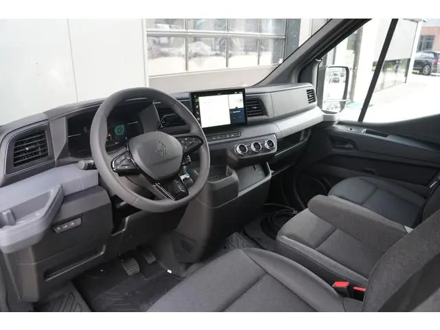 Renault Master E-Tech T35 L2H2 Advance Long Range 87 kWh 143pk - Navi - Camera - Betimmering - Trekh...