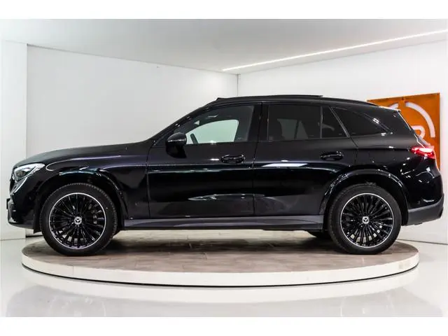 Mercedes-Benz GLC-klasse 400e 4MATIC AMG 381PK | Pano | Sfeer | Burmester | ACC | 12 MND Garantie GE...