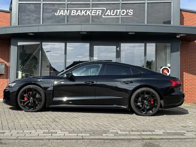 Audi e-tron GT