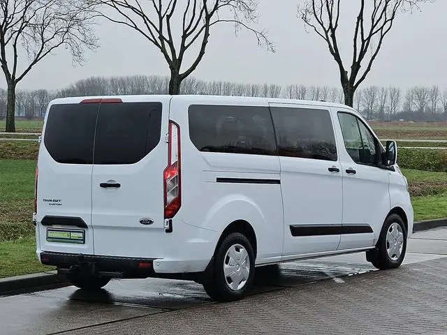 FORD TRANSIT CUSTOM 2.0 l2h1 2x airco 9-pers