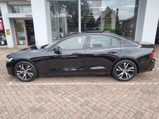 Volvo S60 2.0 T4 R-DESIGN AUTOMAAT Lederen sportstoelen | Open dak | Harman Kardon | HUD