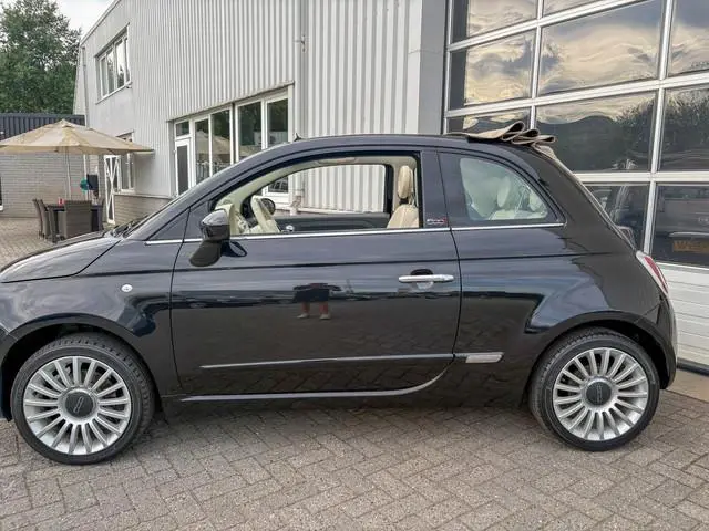 Fiat 500 1.2 Lounge Weinig kilometers!
