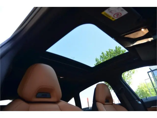 BMW i4 eDrive40 High Executive 84 kWh Trekhaak, Pano, M-Sport Stoelen, Driver Assist Pro