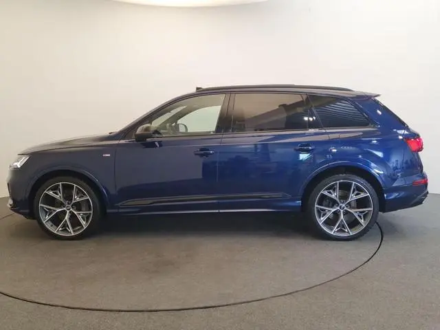Audi Q7 55 TFSI e quattro S-Line Panoramadak, Luchtvering, Wegklapbare Trekhaak, 23"
