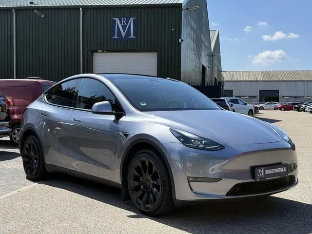 Tesla Model Y Long Range AWD 75 kWh VAN: 44.900,- VOOR: 42.877,- UW WKVOORDEEL: 2.023,- | SOH 94%| Q...