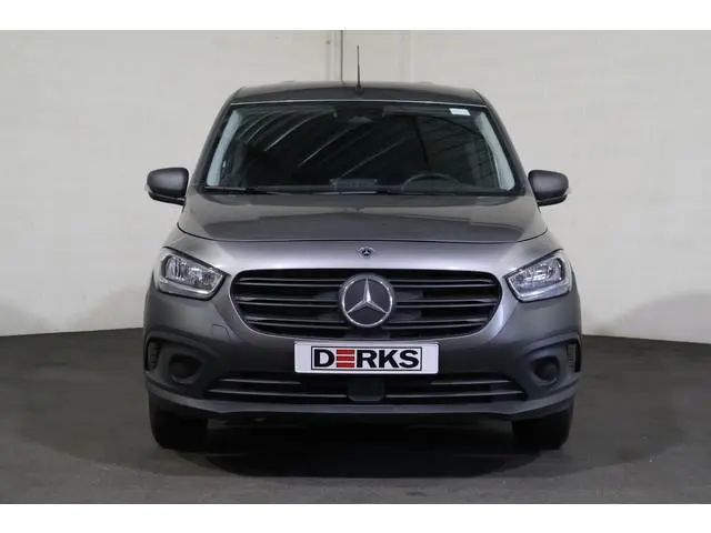 Mercedes-Benz eCitan 51 kWh Mbux Snelladen Camera