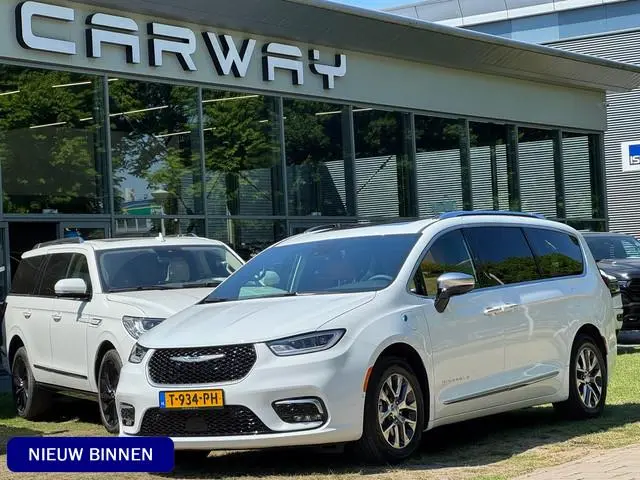 Chrysler Grand Voyager Pacifica 3.6 V6 Hybride Pinnacle
