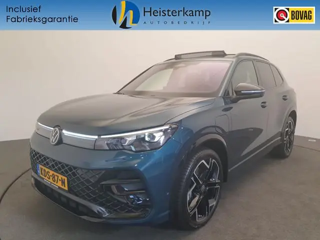 Volkswagen Tiguan 1.5 eHybrid 272pk DSG/AUT R-Line Wegklapbare trekhaak, Panoramadak, Harman/Kardon,...
