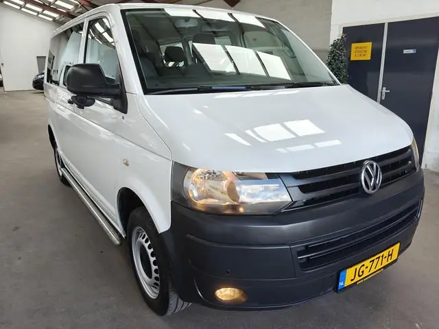 Volkswagen Transporter Kombi 2.0 TDI L1H1 Trendline PERSONENBUS AUTOM