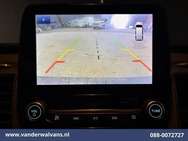 Ford Transit Custom 2.0 TDCI L2H1 Euro6 Airco | Camera | Navigatie | LED | Apple Carplay | Bijrijder...