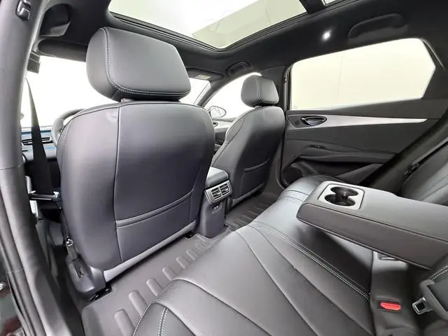 BYD SEAL