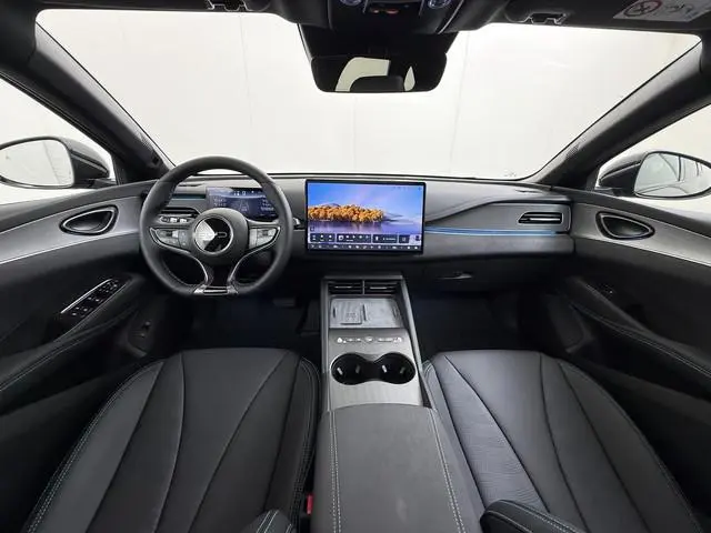 BYD SEAL