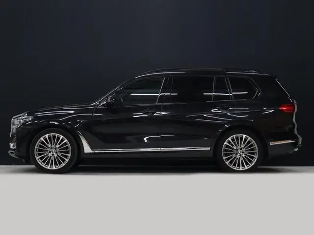 BMW X7 xDrive40i High Executive [SCHUIFKANTELDAK, 7-PERSOONS, BMW LASERLICHT, HEAD-UP, APPLE CARPLAY...