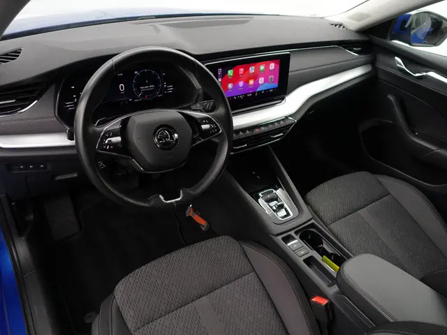 ŠKODA Octavia Combi 1.0 e-TSI Business Edition Plus Aut- Carplay, Sfeerverlichting, Virtual Cockpit,...