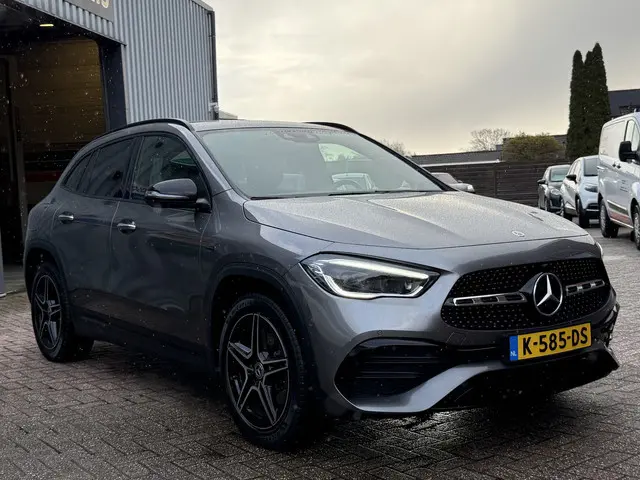 Mercedes-Benz GLA