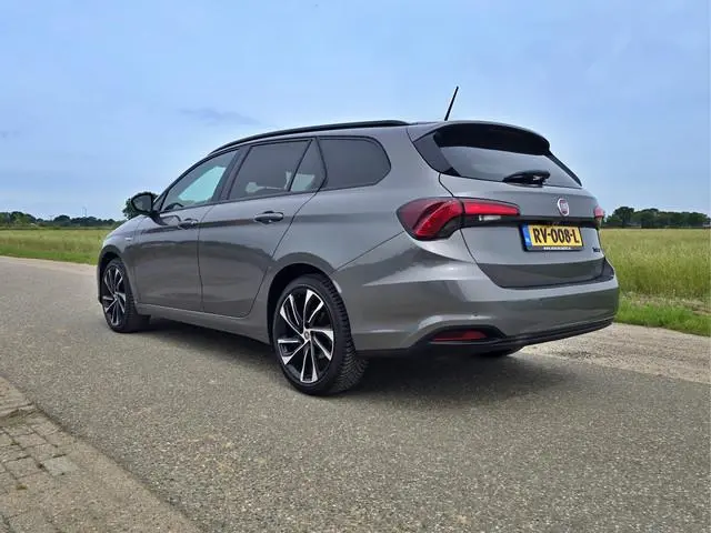 Fiat Tipo Stationwagon 1.4 T-Jet 16v S-Design - 120 Pk - Euro 6 - Navi - ParkeerCamera - Airco - Cru...