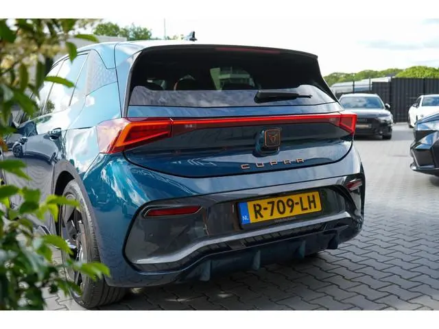 Cupra Born