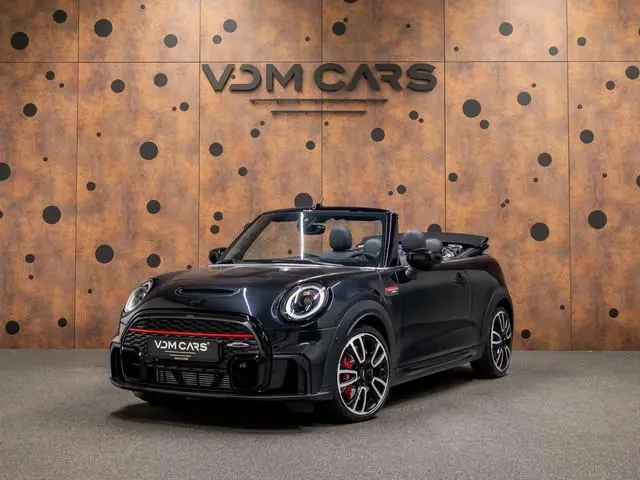 MINI Cabrio 2.0 John Cooper Works Classic | Harman & Kardon | HUD | Achteruitrijcamera | ACC | Keyle...