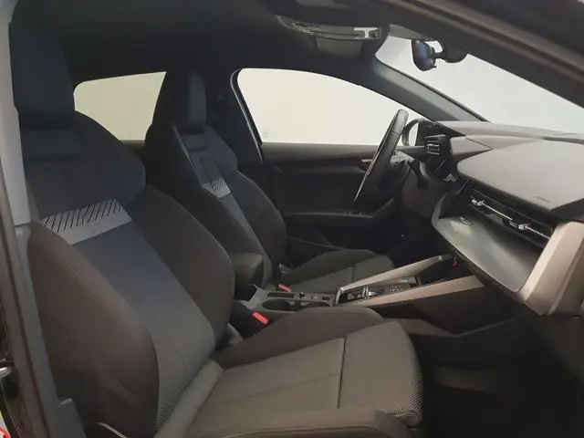 Audi A3 Sportback 40 TFSI e 204pk S-Line Virtual cockpit, PDC, ACC