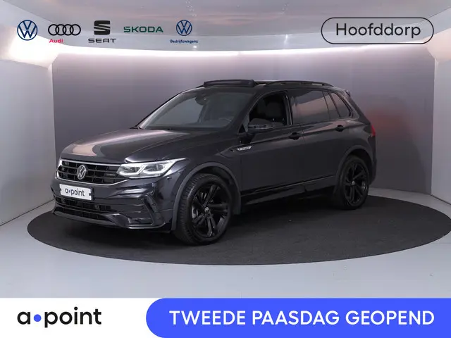 Volkswagen Tiguan 1.4 TSI eHybrid R-Line Business 245 PK PHEV | Navigatie | Panorama dak | Black Sty...