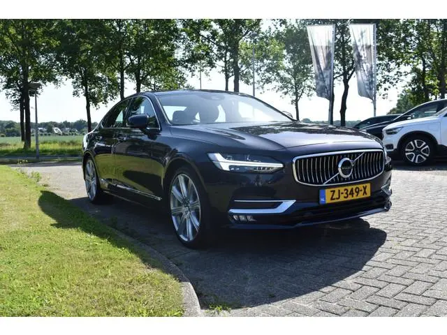 Volvo S90 T4 190PK Inscription Luxury | Trekhaak | BLIS | 360 Camera | Stoel Verwarm. V+A | Pano |