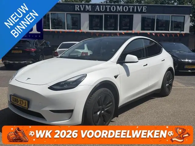 Tesla Model Y Long Range RWD 75 kWh LONG RANGE AWD FSD! VAN: 46.900,- VOOR: 43.877,- | FULL SELF DRI...