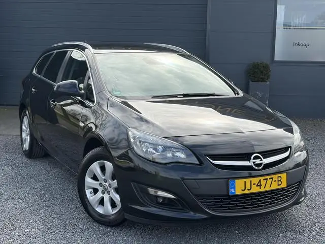 Opel Astra Sports Tourer 1.4 Turbo Blitz Navi,Trekhaak,120pk,Pdc,6 Bak,Lm velgen,Clima,Cruise,N.A.P,...