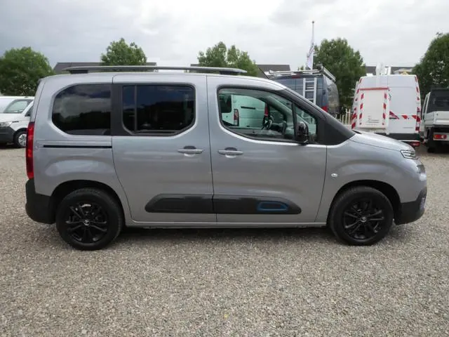 Citroen ë-Berlingo Shine MPV 50 kWh SOH 93,5% Airco trekhaak