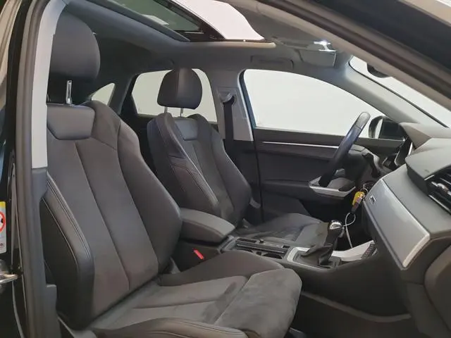 Audi Q3 Sportback 35 TFSI Pro Line S Panoramadak, Trekhaak