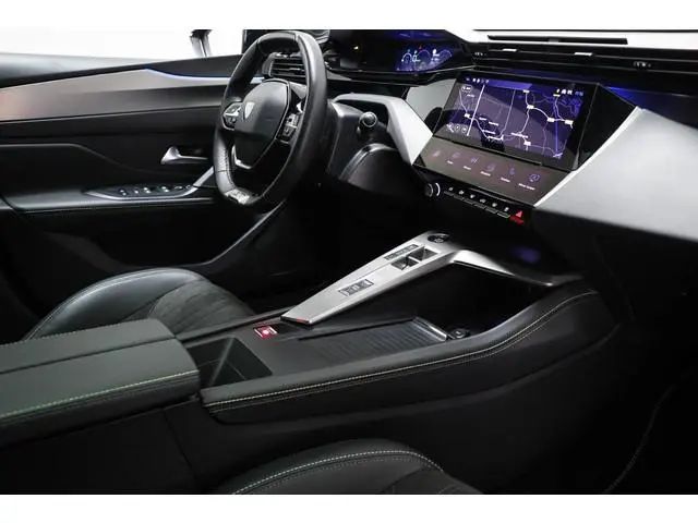 Peugeot 308 SW 1.6 Plug-in Hybrid 225 GT | PANORAMADAK | MATRIX LED | DAB | APPLE | CAMERA | 18"