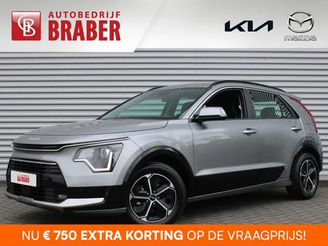 Kia Niro 1.6 GDi Hybrid DynamicLine | Automaat | Nieuw | Direct leverbaar | Tot € 3.000 inruilvoorde...