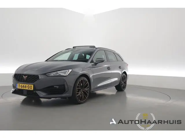 CUPRA Leon Sportstourer 1.4 e-Hybrid VZ Copper Edition | Rijklaar!! | Pano | Sportstuur | Adapt. Cru...