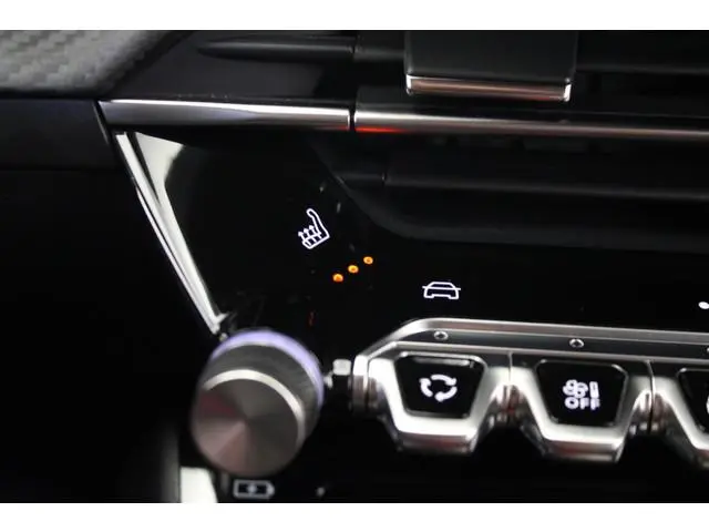 Peugeot 208 Hybrid 100 e-DCS6 GT |Massage|Stoelverw.|