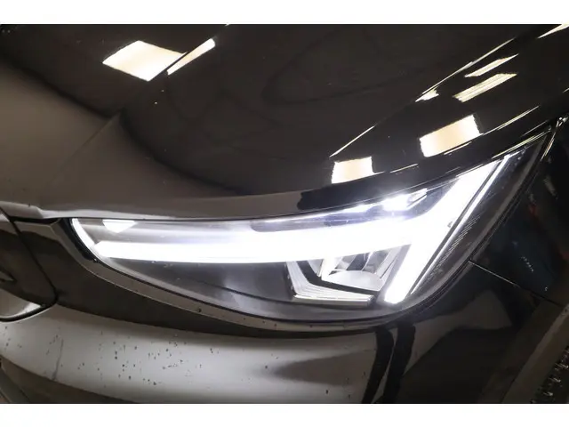 Volvo XC40 Single Motor Extended Range Plus 82 kWh SOH 100% ACC 20'' PDC Keyless Entry/Go ! 2e Paasd...