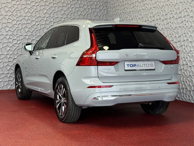 Volvo XC60 2.0 T6 350PK PHEV LEER AWD LONG RANGE PANO PERF.AUDIO ELEK.KLEP phev ✅ Top Auto's Wijchen...