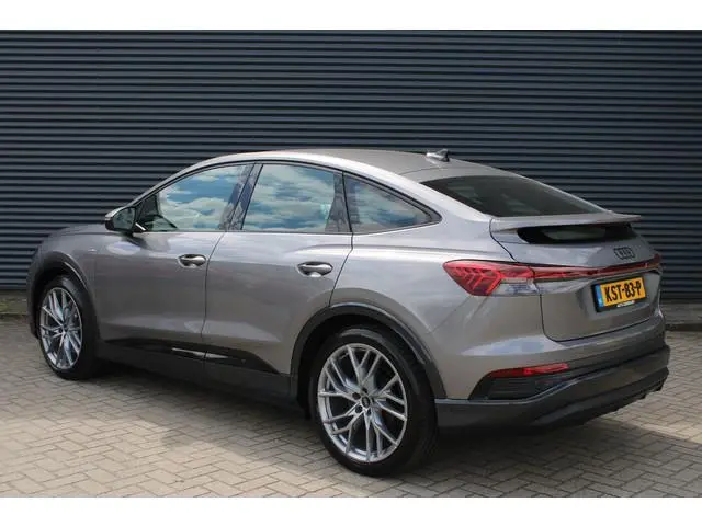 Audi Q4 Sportback e-tron 40 S edition 77 kWh S-Line Warmtepomp 21-Inch Camera Stoelverwarming
