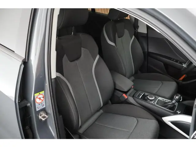 Audi Q2 1.4 TFSI 150pk Sport Pro Line Navigatie Cruise Control Parkeersensoren