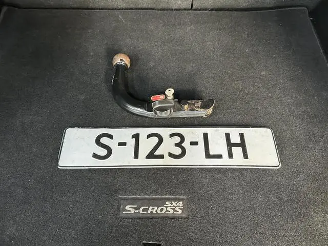 Suzuki S-Cross