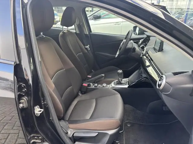 Mazda 2 1.5 Skyactiv-G Cruise Carplay Stoelverwarming