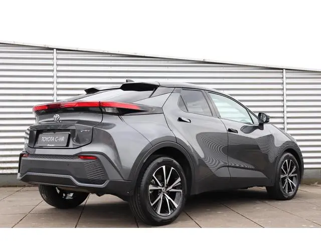 Toyota C-HR 1.8 Hybrid 140 First Edition Limited , Stoel-, Voorruit- & Stuurverwarming!