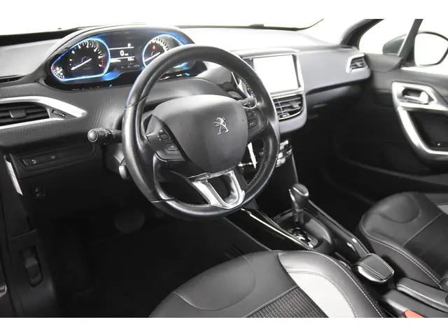 Peugeot 2008 Allure *Automaat*Leer*PDC*Navigatie*