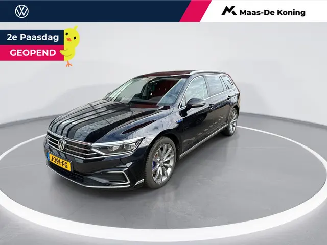 Volkswagen Passat Variant 1.4 TSI 218pk DSG PHEV GTE Business · Panoramadak · Camera · Head-Up Displ...