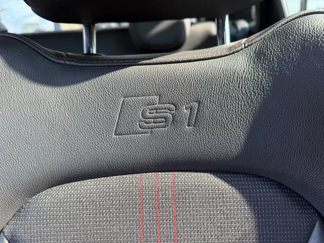 Audi S1