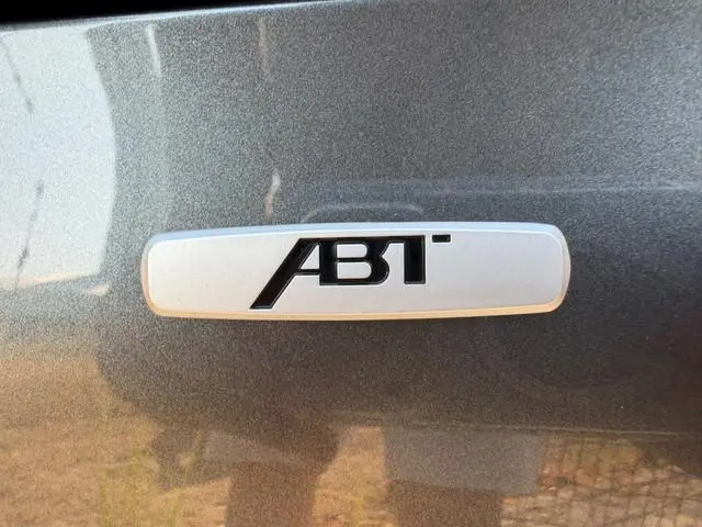 Audi S1