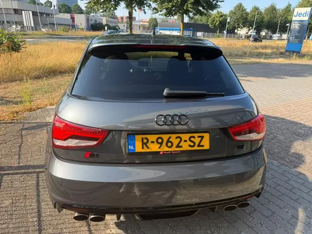 Audi S1