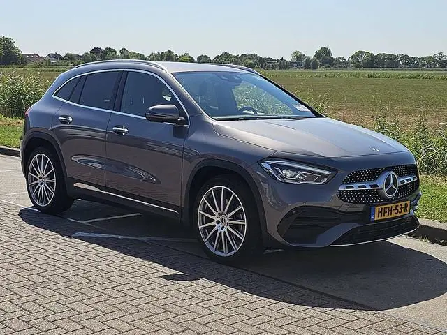 Mercedes-Benz GLA