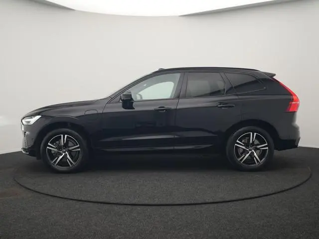 Volvo XC60 T8 AWD Plus Dark LONG RANGE PHEV 456pk Dealer O.H | Panodak | 360 Camera | Adaptive Cruis...